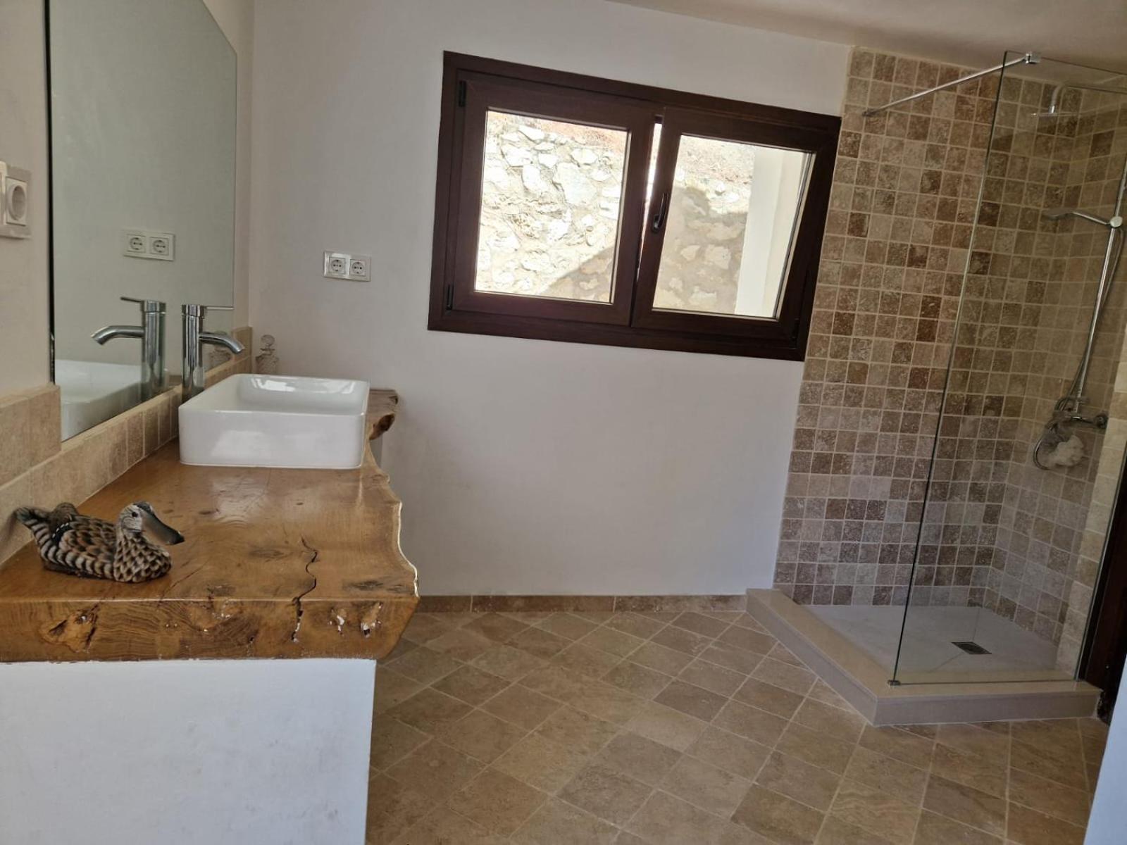 Apartment Doble Con Bano Grande Privado En Piso Compartido *